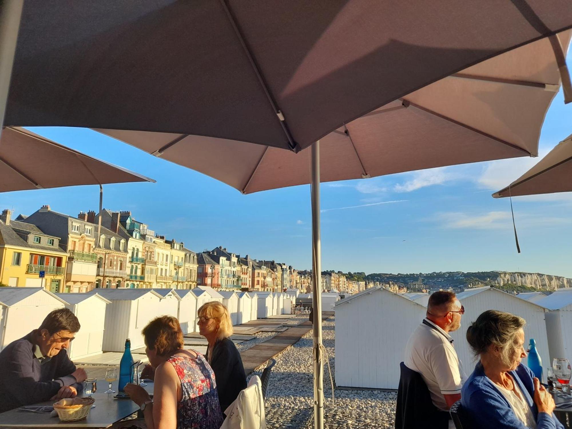 "Le Juguili" 46M2 En Front De Mer - 4 Personnes - Animaux Ok - Entierement Renove - Haut De Gamme - Wifi Mers-les-Bains Extérieur photo
